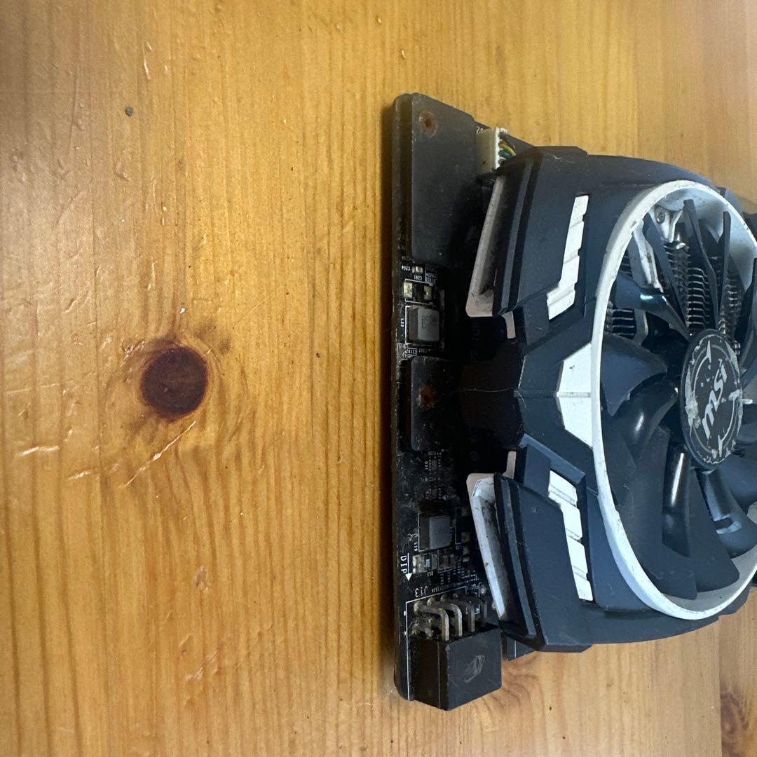 グラフィックボード・グラボ・ビデオカード MSI GeForce GTX 1070 ARMOR 8G OC