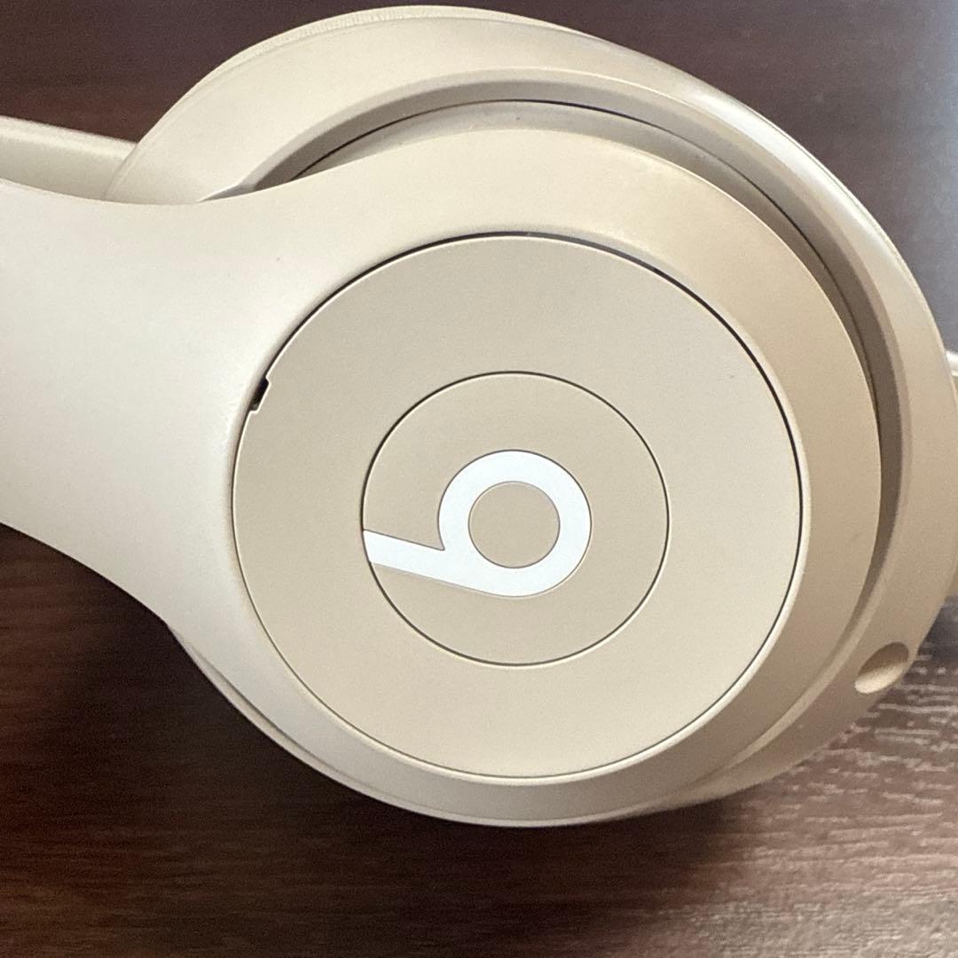 美品　Beats Studio Pro サンドストーン　AppleCare+付き