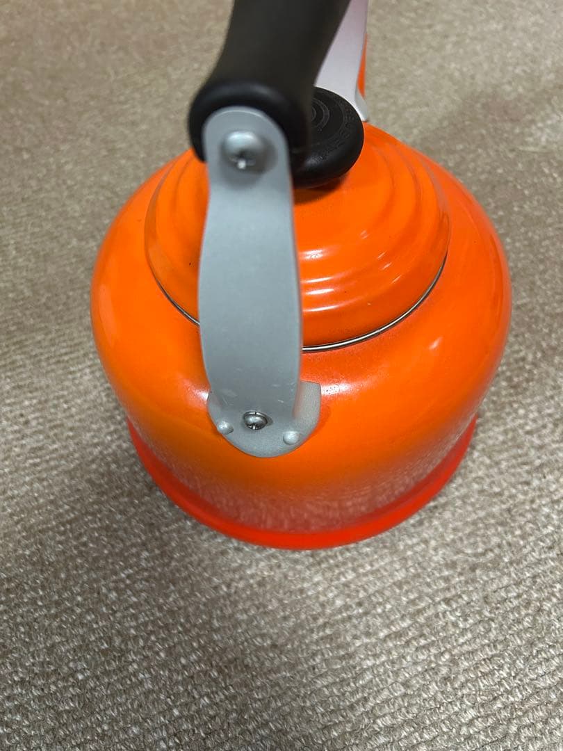 新品未使用　ル・クルーゼ ケトル 2.1Lアルミダイキャストハンドル