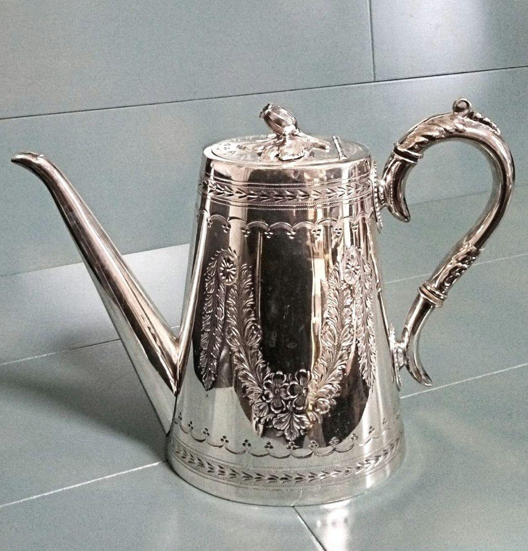 英国アンティーク　シルバーポット