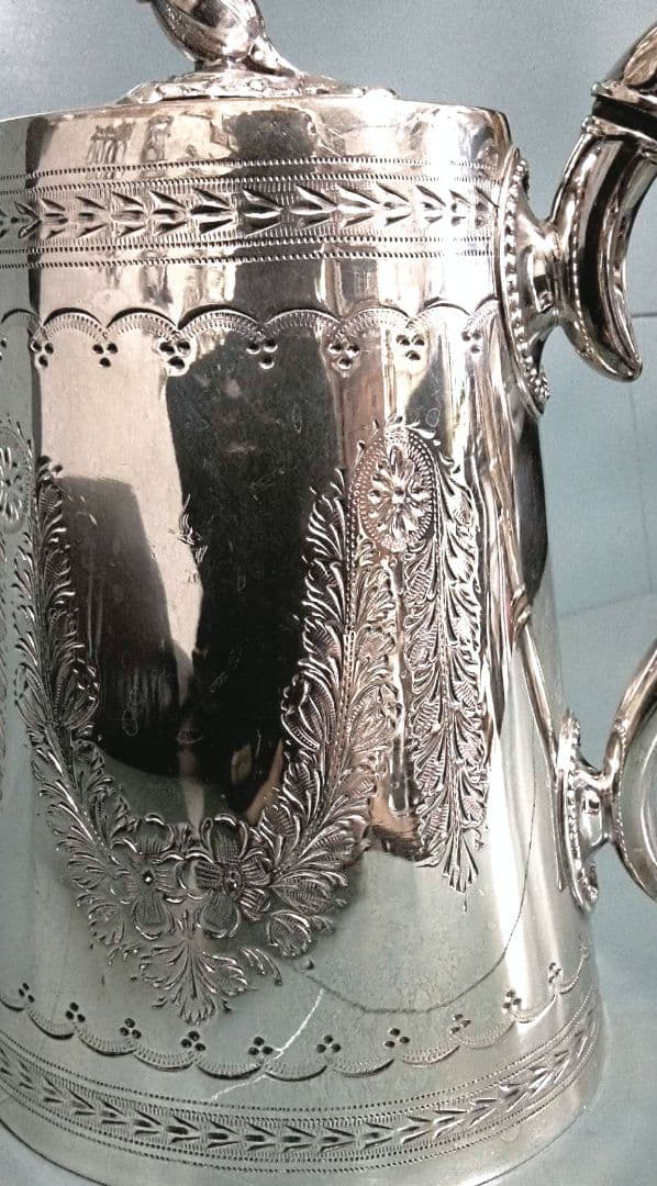 英国アンティーク　シルバーポット