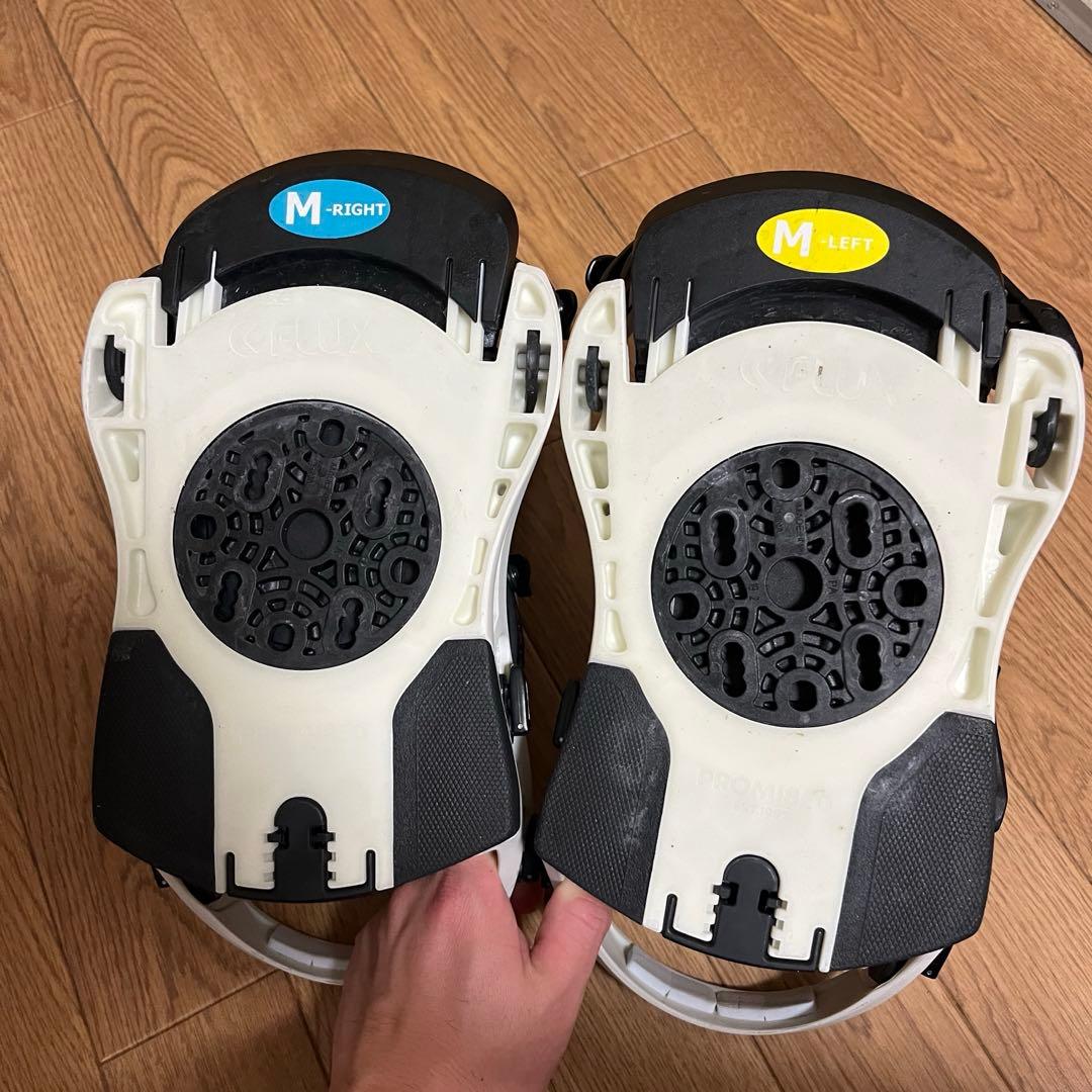 FLUX DS 22-23 ビンディング Mサイズ ホワイト/ブラック