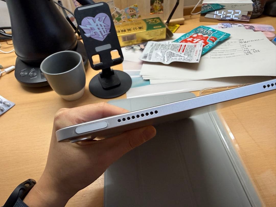 Apple iPad Air6 シルバー 本体