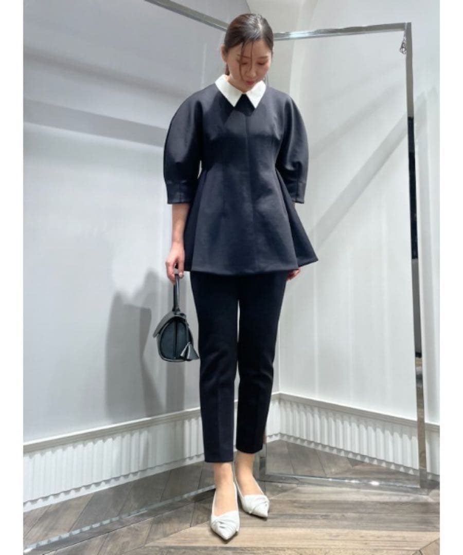 セルフォード襟付きポンチセットアップ