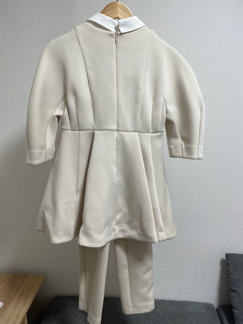 セルフォード襟付きポンチセットアップ