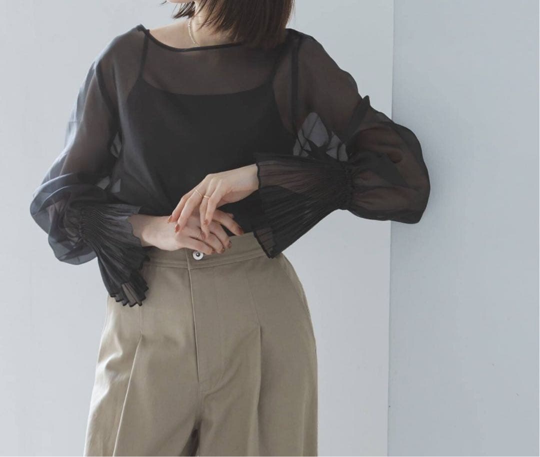 2025 aw noble ノーブル パールシアープリーツカフスブラウス 黒