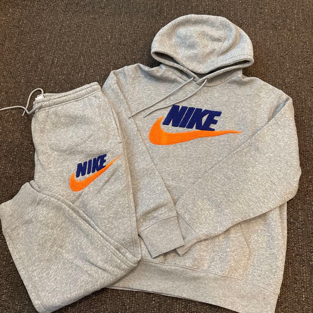 美品　NIKE ナイキフード付き　スウェット　上下セットアップ　LとM