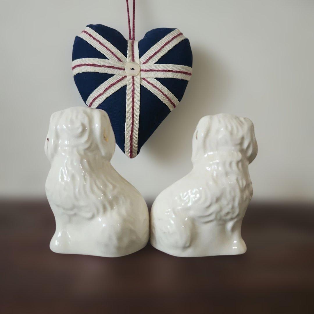 イギリス　アンティーク　スタッフォードシャードッグ マントルピースドッグ　ペア