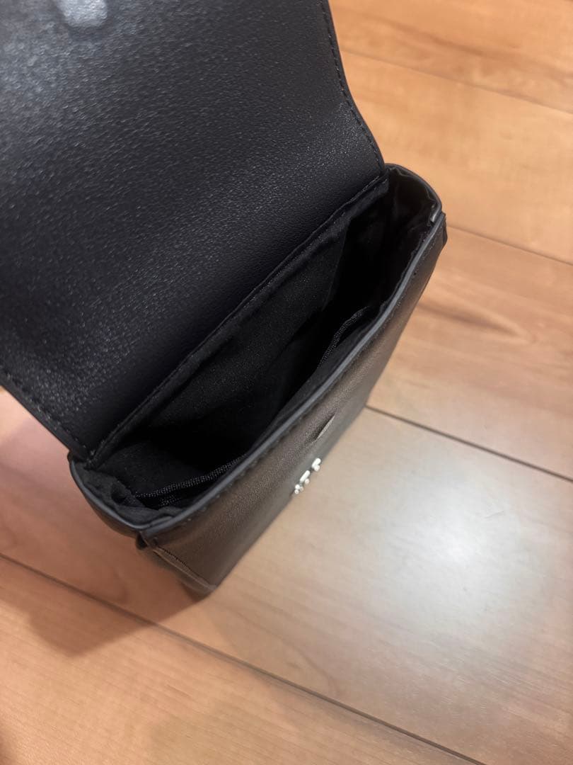 ※kk【新品未使用！】  ショルダーバッグ 黒