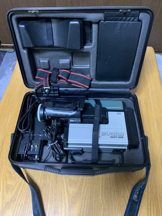 ナショナル　VHSビデオカメラ