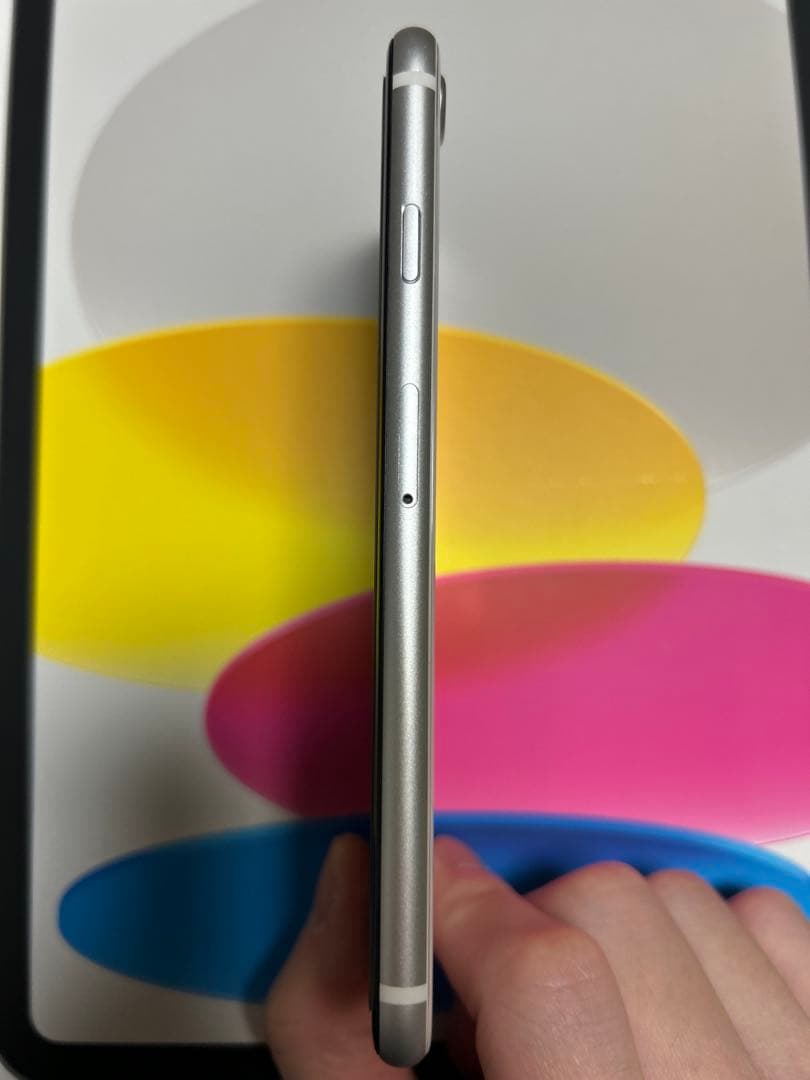 Apple iPhone SE2 ホワイト 本体