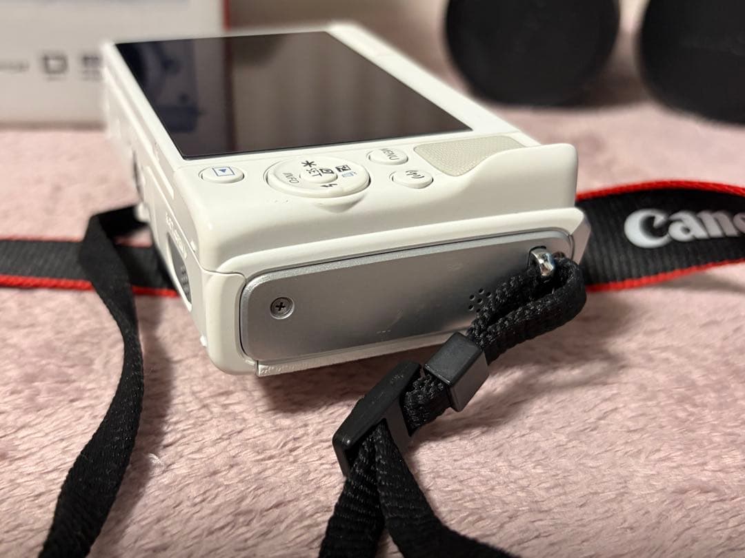 CanonキャノンEOSM100ダブルレンズキット＋望遠ズームレンズ