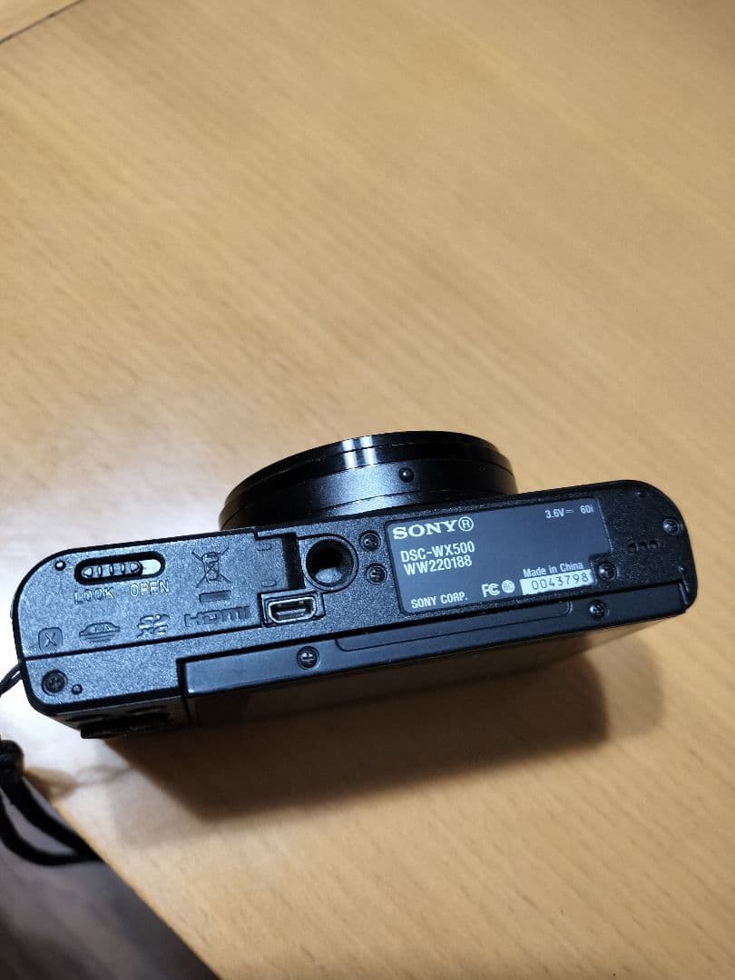 SONY コンパクトデジタルカメラ ZEISSレンズ