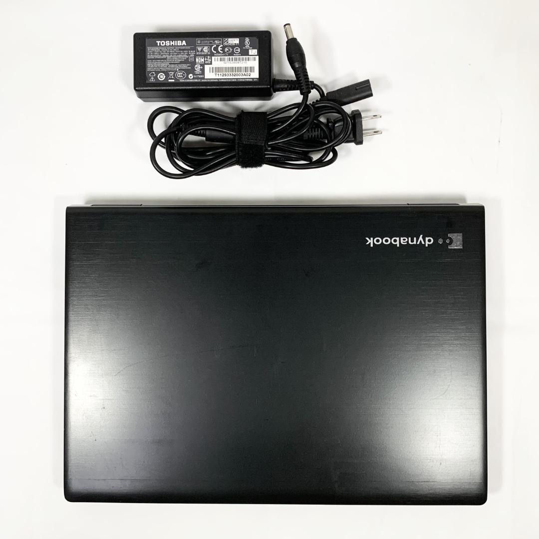 【オフィス付き】ノートパソコン　Windows11　Webカメラ／8GB／SSD