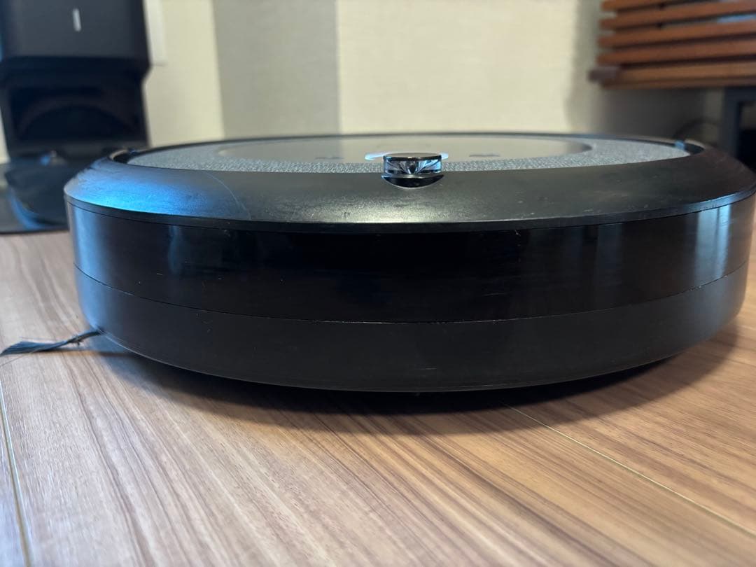 中古品　ルンバ Roomba i3+ クリーンベース付　ロボット掃除機