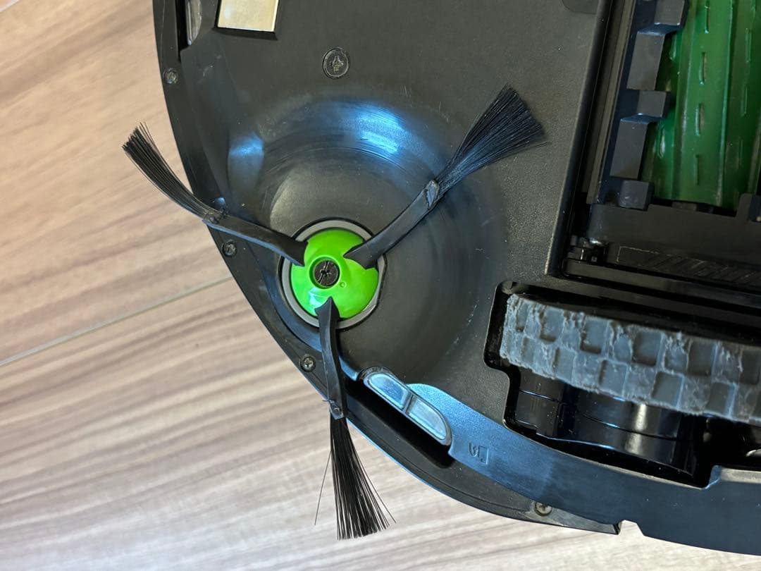 中古品　ルンバ Roomba i3+ クリーンベース付　ロボット掃除機