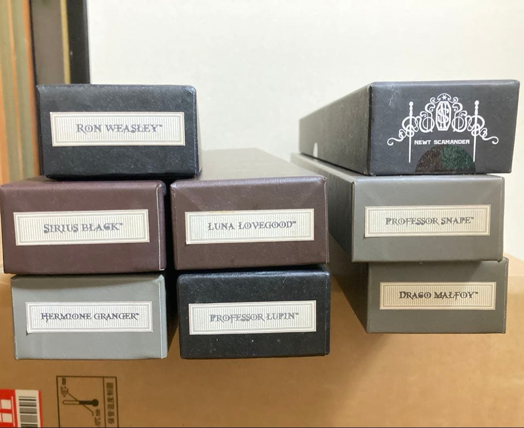 あ*ょ様 ハリーポッター　ファンタビ　USJ　ユニバ　レプリカ　杖セット