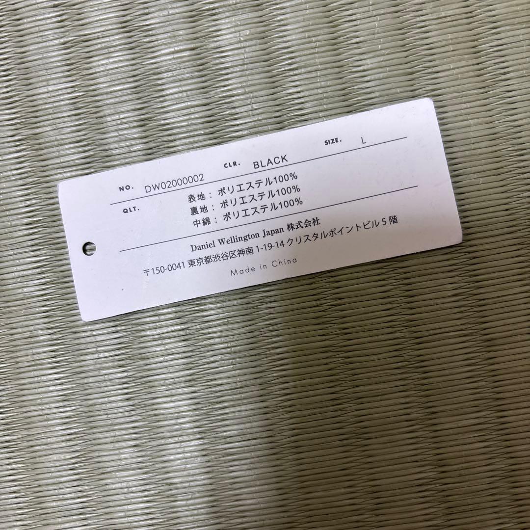 ひ*げ様 【新品未使用】ダニエルウェリントン 黒ダウンジャケット　L【定価495
