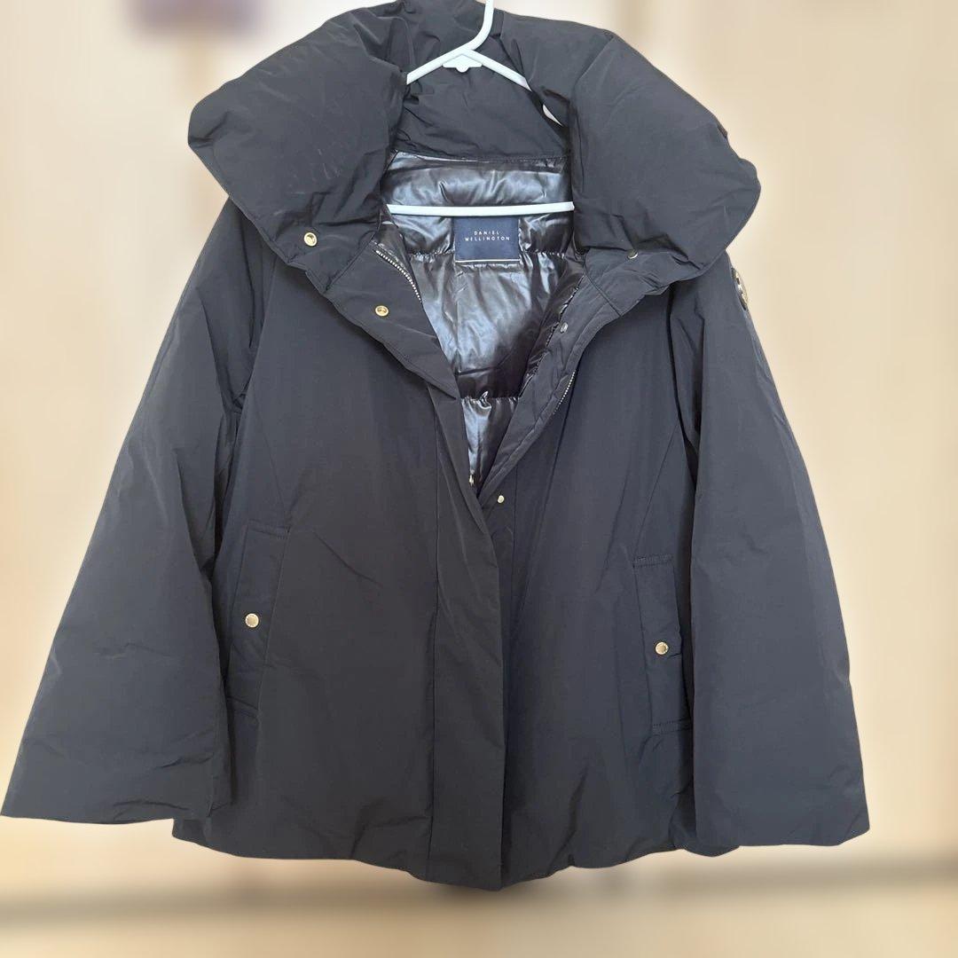 ひ*げ様 【新品未使用】ダニエルウェリントン 黒ダウンジャケット　L【定価495