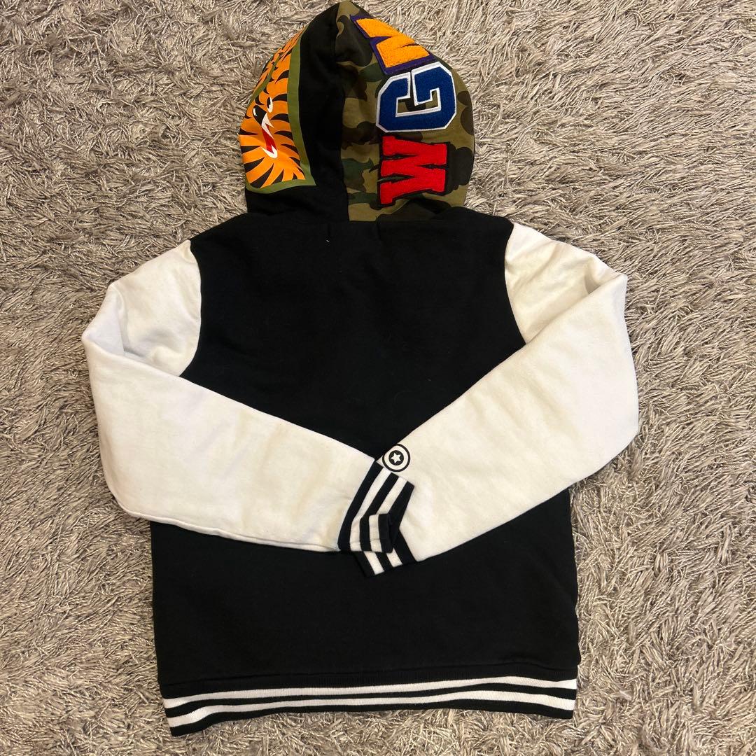 A BATHING APE エイプ シャーク　キルティング　レディース