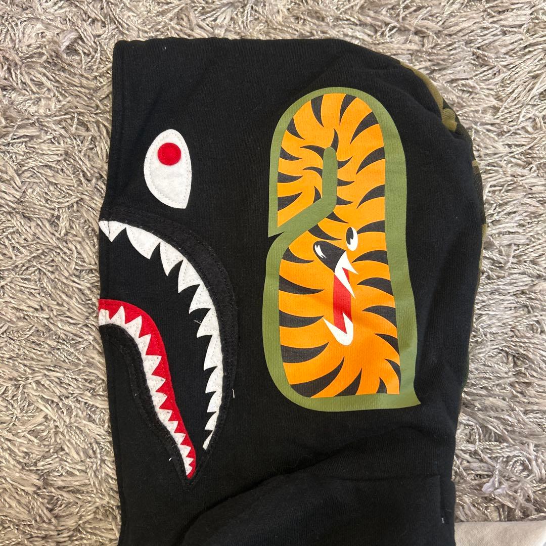 A BATHING APE エイプ シャーク　キルティング　レディース