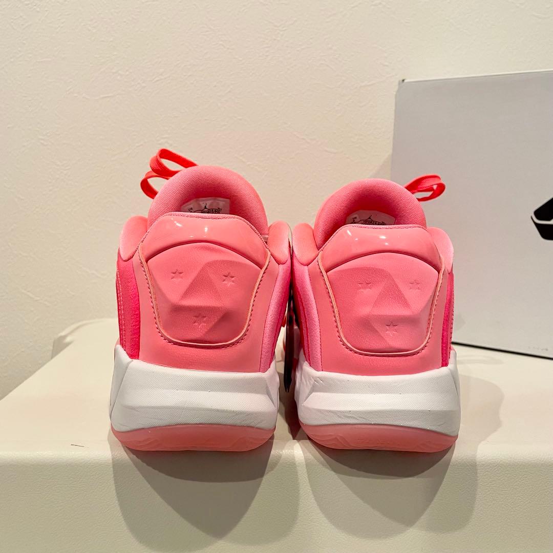 未使用 ルカ4 LUKA4 ピンク フラッシュクリムゾン