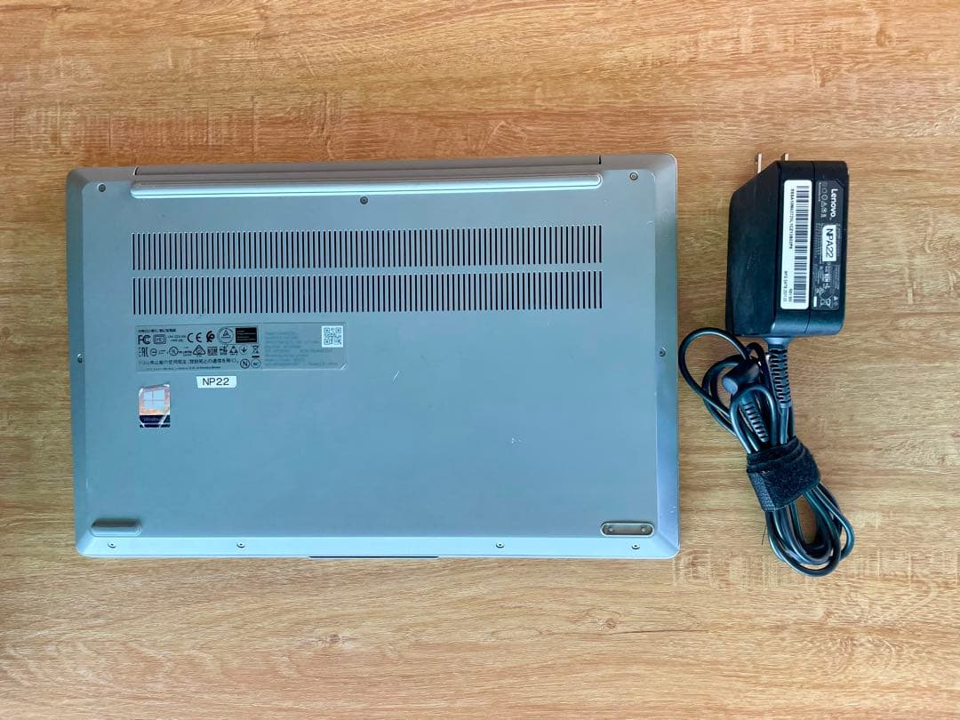 【ジャンク】Lenovo 14インチ IdeaPad Slim 550ノートPC