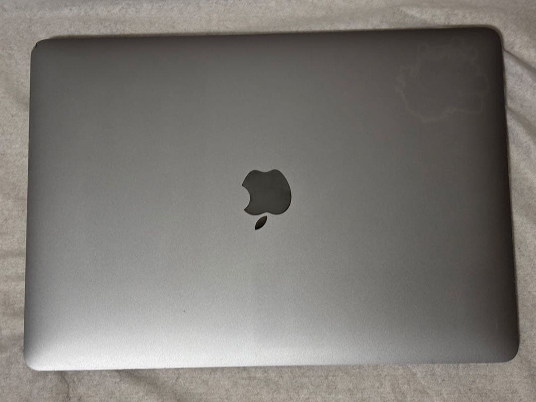 Macbook Air 13インチ　A1932 256GB Retina