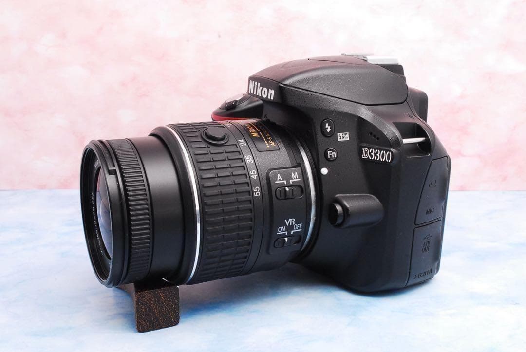 ニコン D3300❣️美品＆S数少❣️一眼レフカメラ❣️手ぶれ補正レンズ