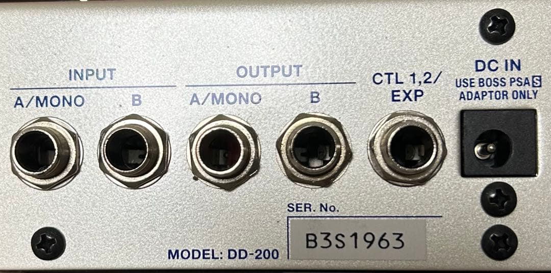 BOSS DD-200 デジタルディレイエフェクター