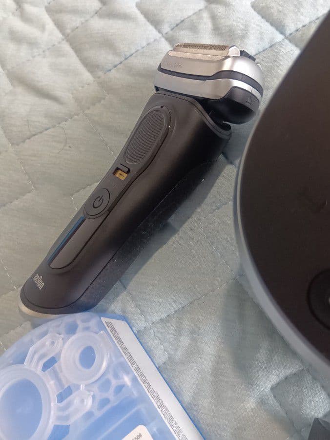 ブラウン最上位モデルS9 Pro+ 9560cc 洗浄器対付き 新品未使用❣️