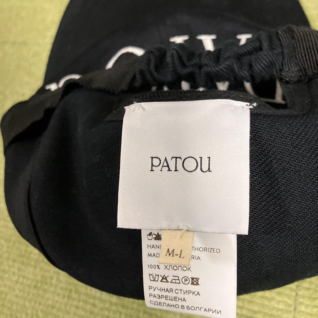 最安値PATOU(パトゥー) ユニセックスMサイズロゴ刺繍キャップ ブラック