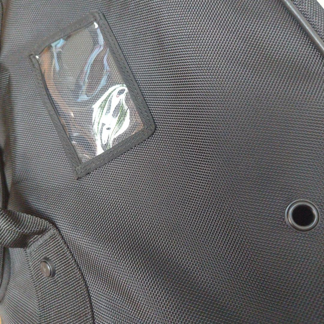 アンダーアーマー　キャリーバッグ