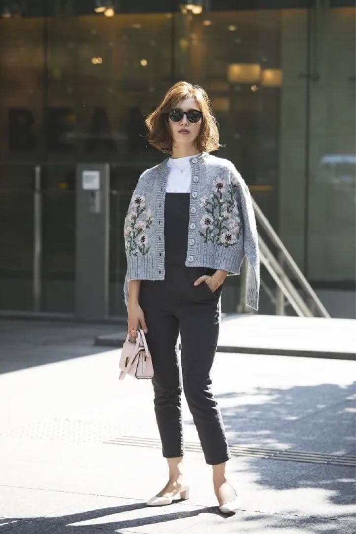 seventen フラワー刺繍ニットカーディガン(グレー)