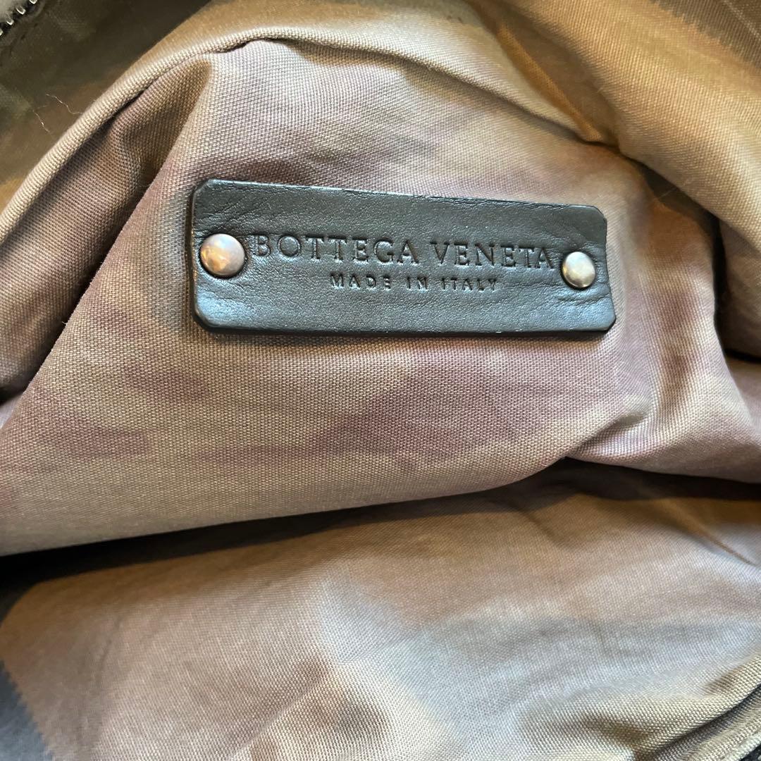 ボッテガヴェネタ　ボディバッグ　ショルダーバッグ　ブラック　メンズ