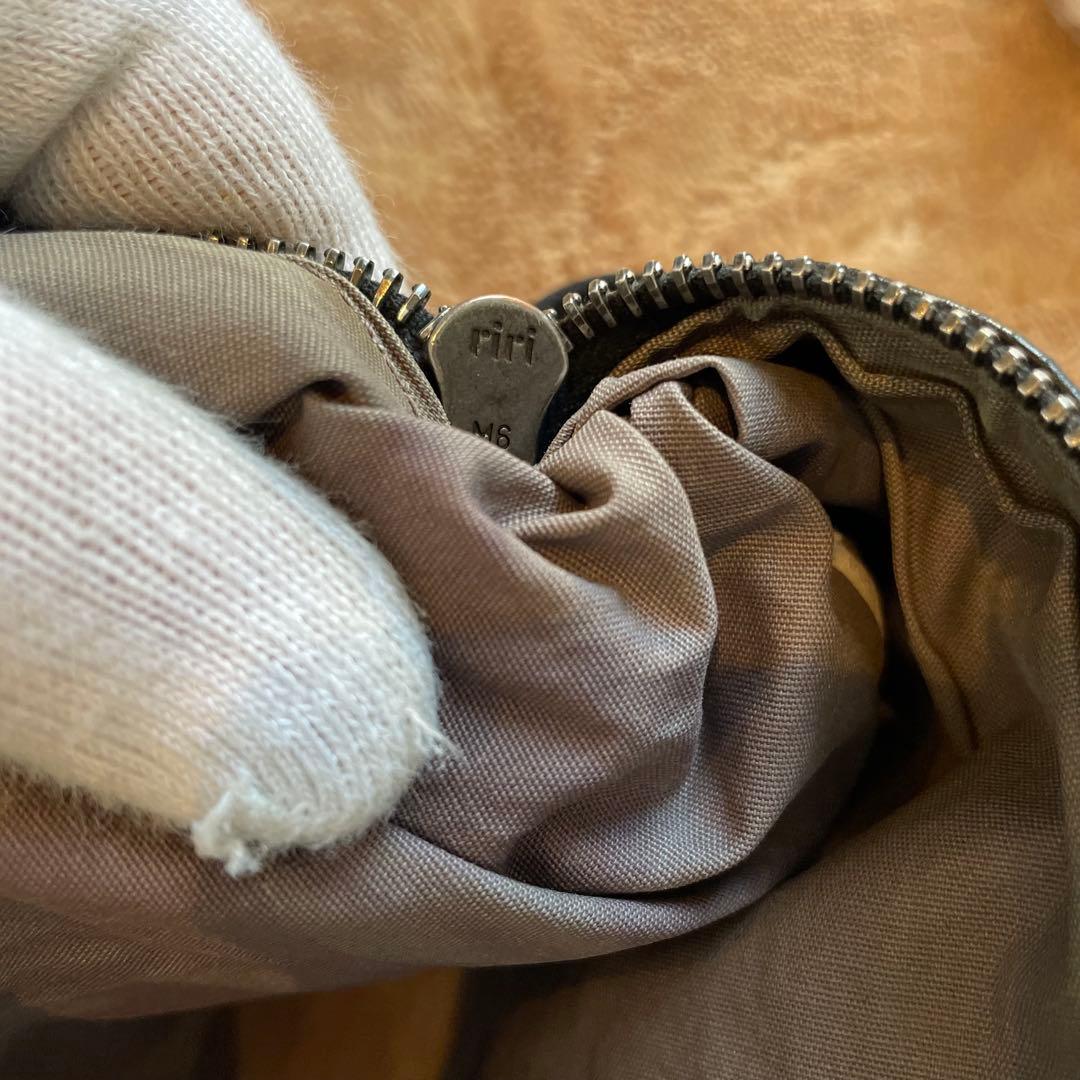 ボッテガヴェネタ　ボディバッグ　ショルダーバッグ　ブラック　メンズ