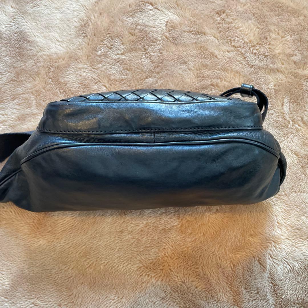 ボッテガヴェネタ　ボディバッグ　ショルダーバッグ　ブラック　メンズ