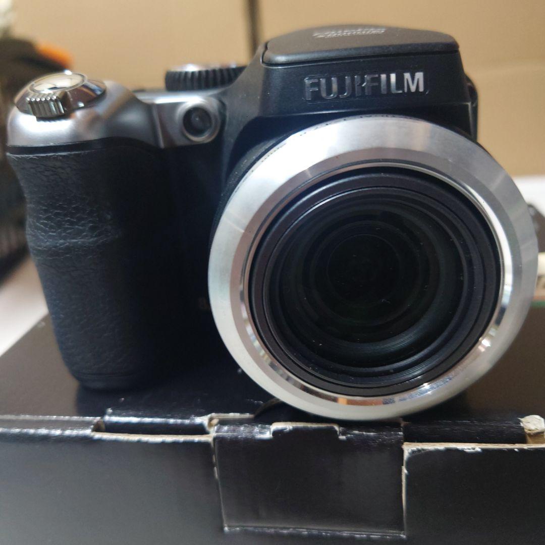 FUJIFILM FinePix S8000fd デジタルカメラ