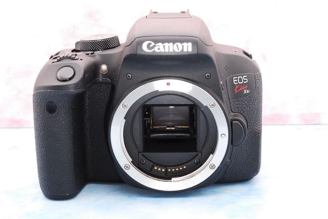 キャノン Kiss X9i★豪華Wレンズ★スマホ転送OK★一眼レフカメラ
