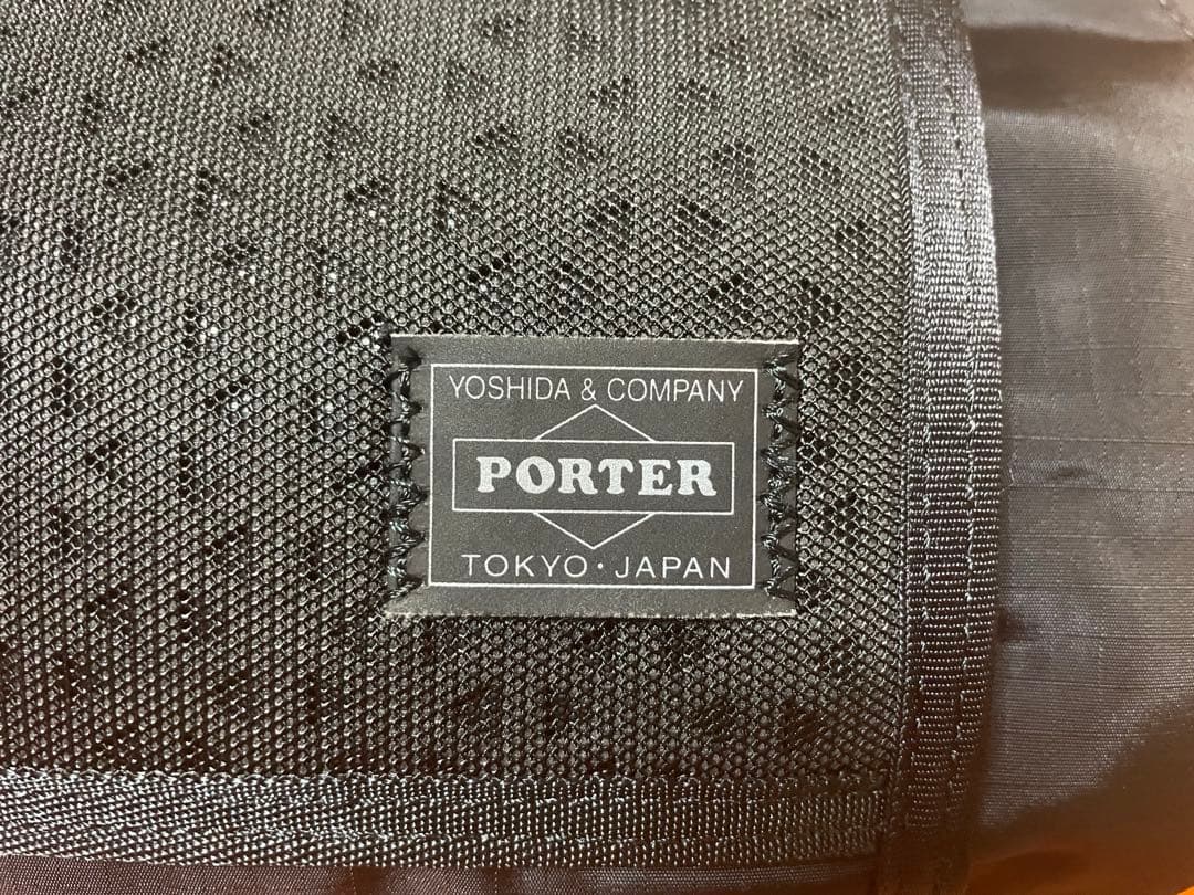 【美品】PORTER ポーター ボディバッグ ヘキサリア(S)682-17952