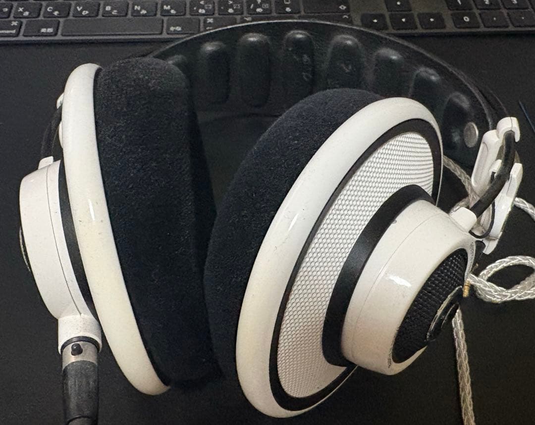 AKG Q701 ヘッドホン オープン型 ホワイト Q701WHT 白 イヤホン