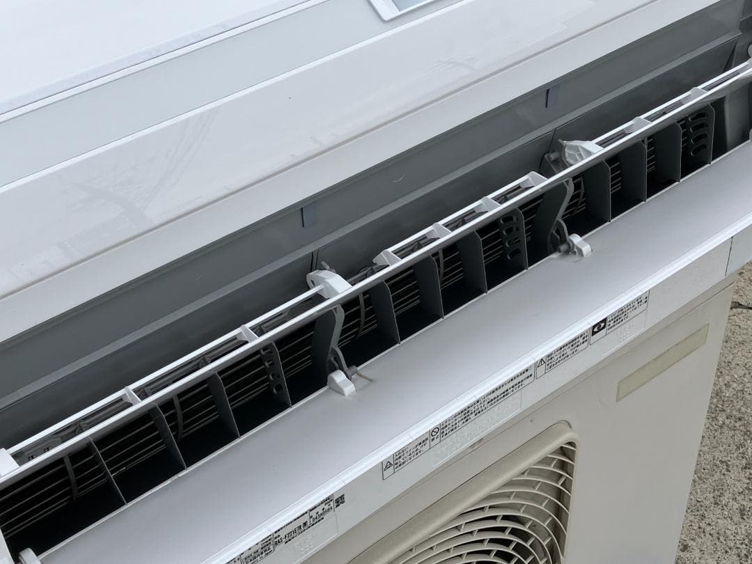 愛知岐阜/送料込★東芝　2.2ｋWエアコン６畳用　RAS-F221E7R　20年