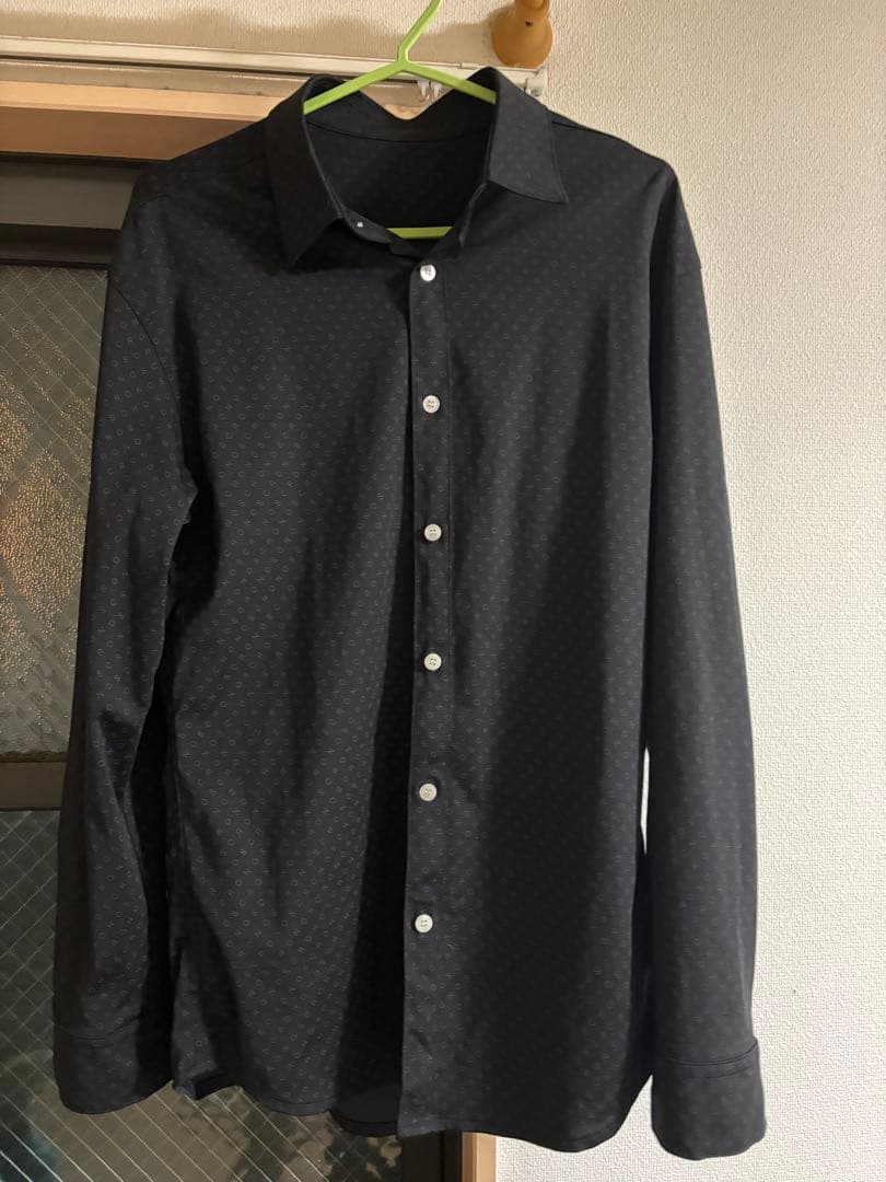 【美品】CRONOS クロノス 黒 ドット柄 長袖シャツ
