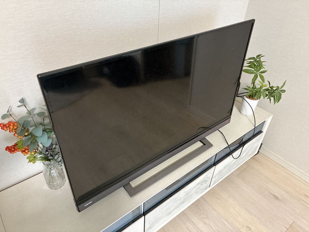 【3月発送】TOSHIBA 液晶テレビ　REGZA 40V31
