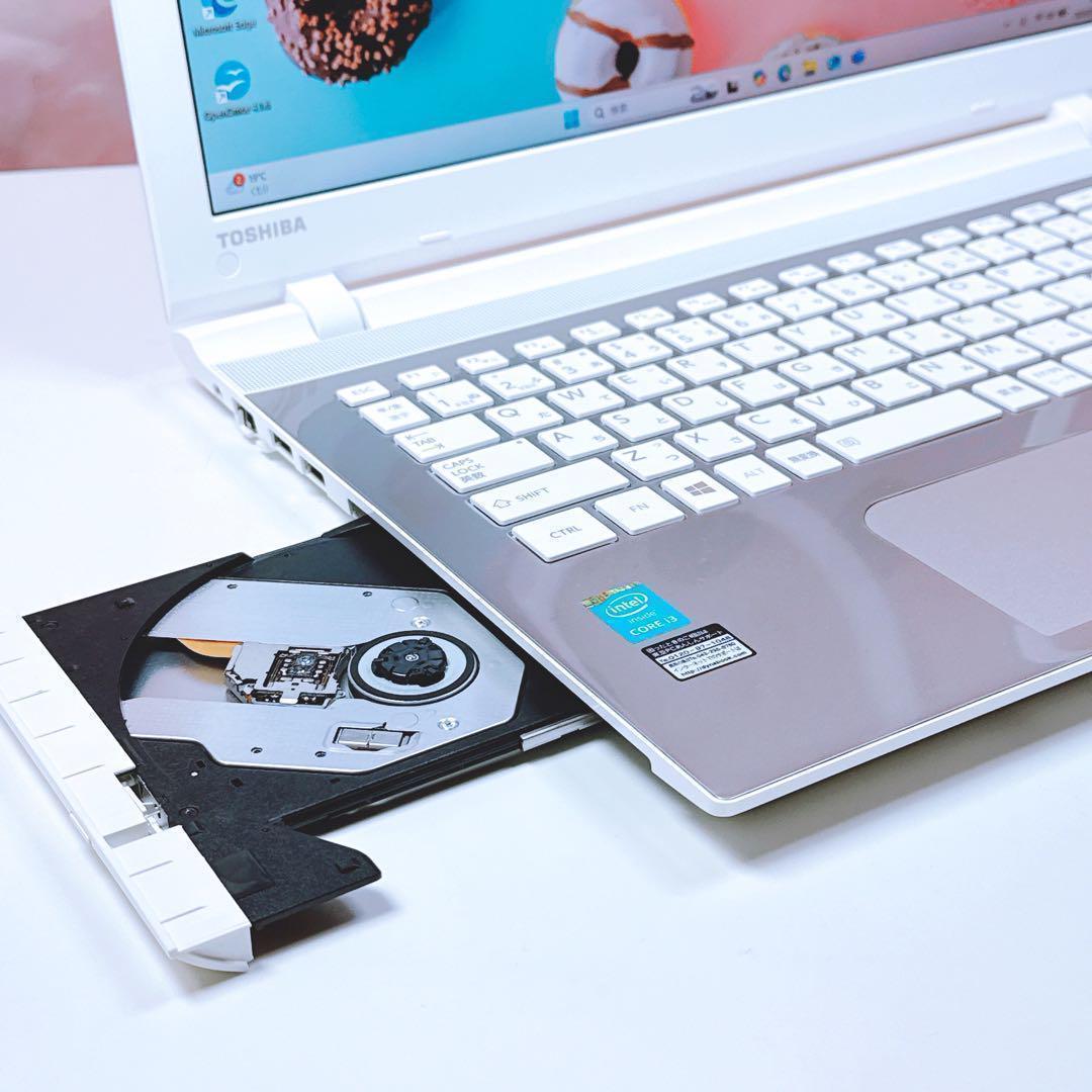 大人気✨新品SSDで爆速✨ windows11 ノートパソコン✨オフィス カメラ