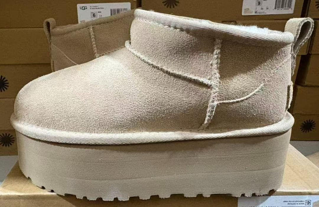 me♥︎︎∗︎*゜