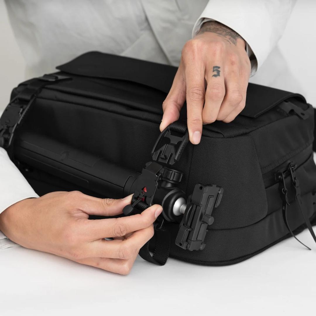 か*い様 【新品未使用】 Black Ember GRIP SLING 12