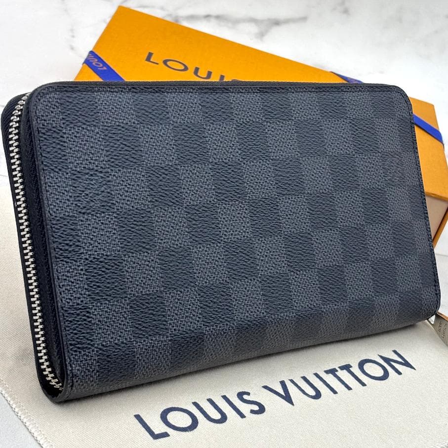 【極美品】ルイヴィトン　ダミエグラフィット　ジッピーオーガナイザー