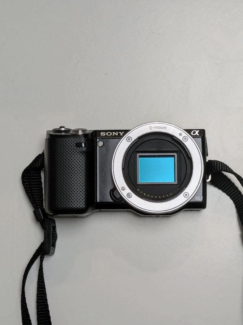 【大特価】Sony α NEX-5ND本体＋ダブルレンズキット他、付属品多数