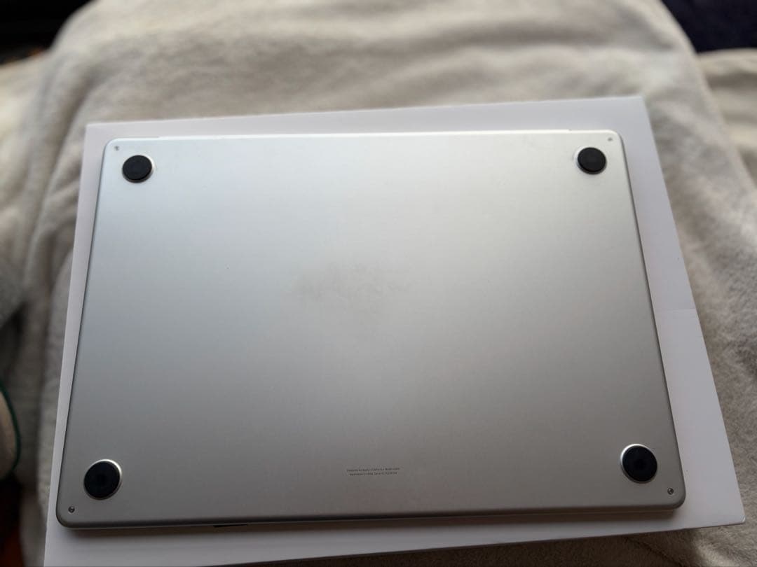 MacBook Air M2チップ搭載15インチ シルバー